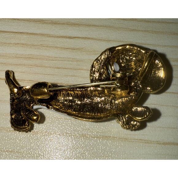 White And Gray Gold Tone Dachshund Dog Brooch Pin With Rhinestones - Picture 3 of 4